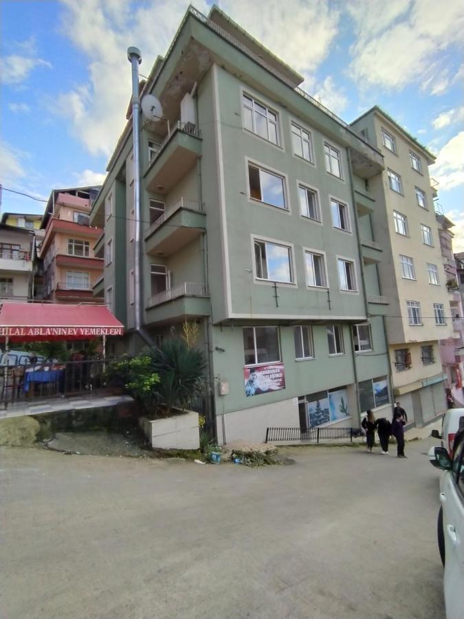 ריזה Ipek Pansiyon & Hostel מראה חיצוני תמונה