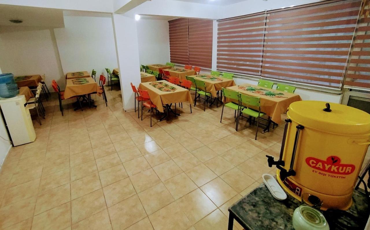 ריזה Ipek Pansiyon & Hostel מראה חיצוני תמונה